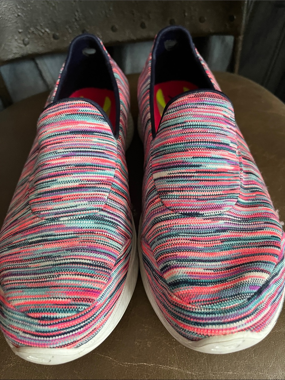 Skechers Go Walk 4 slip ons